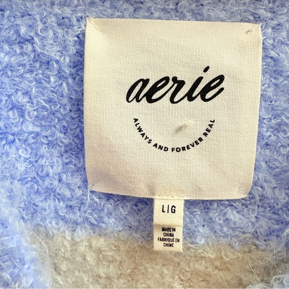 👼🏼 NEVER WORN 👼🏼 Aerie V-Neck Sweater in Blue and Grey - Picture 2 of 5